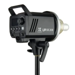 Lampa błyskowa Quadralite Up! X 200