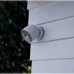 Kamera wewnętrzna/zewnętrzna Google Nest Cam na baterie Biała - White