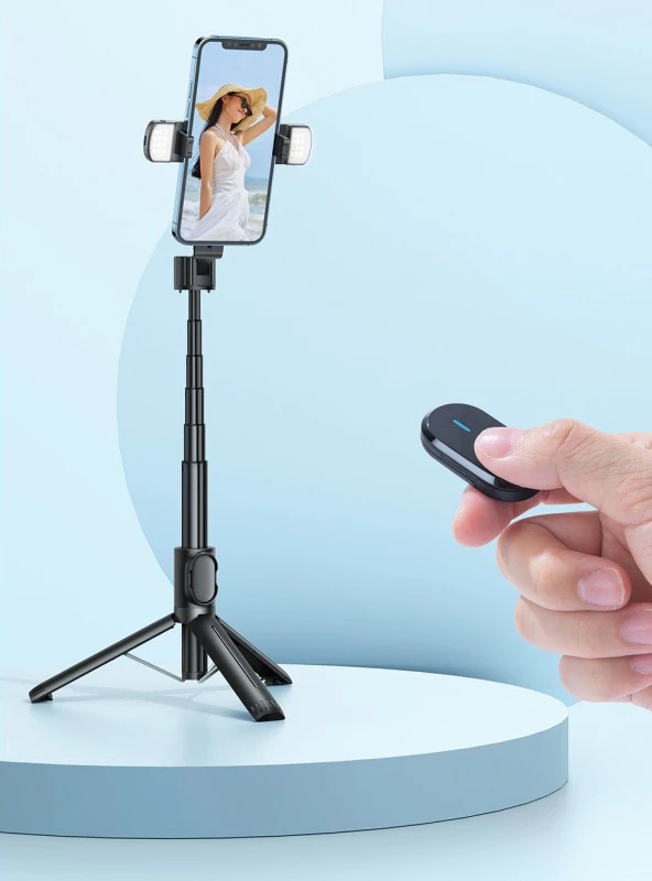 Selfie stick z pilotem i lampą