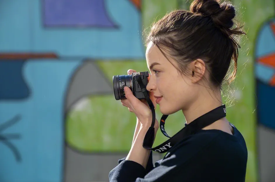 Sony FE 50 mm f/2.5