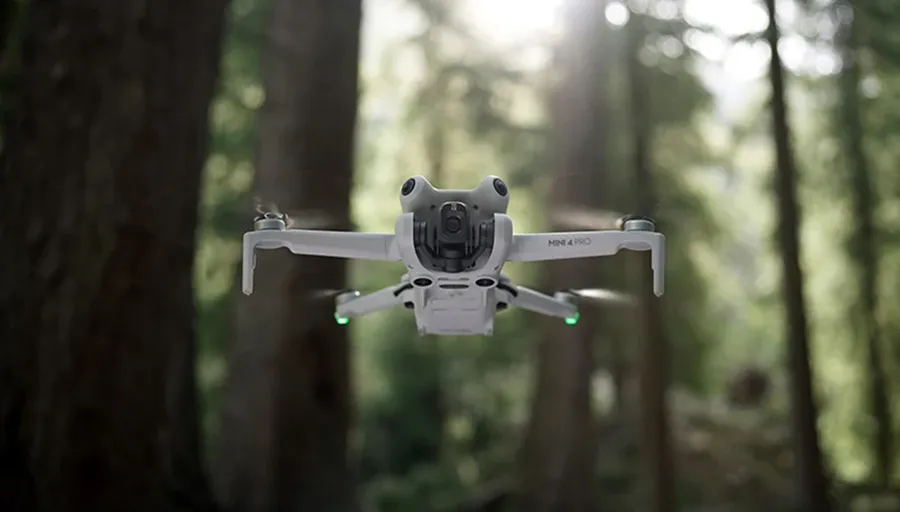 Dron DJI Mini 4 Pro z kontrolerem RC-N2