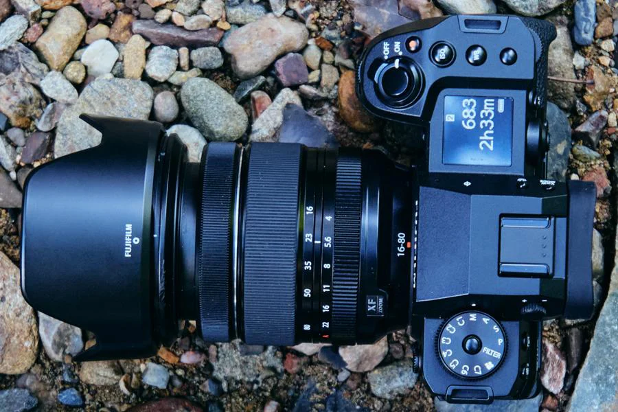 FujiFilm X-H2 + XF 16-80 mm f/4 R OIS WR