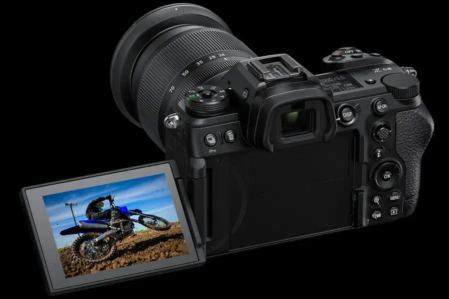 Nikon Z6III + Nikkor Z 24-200mm f/4-6.3 VR