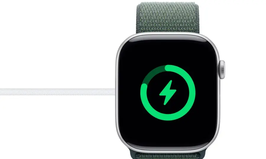 Apple Watch Series 10 GPS z kopertą 42 mm z aluminium w kolorze onyksu z paskiem sportowym w kolorze czarnym S/M