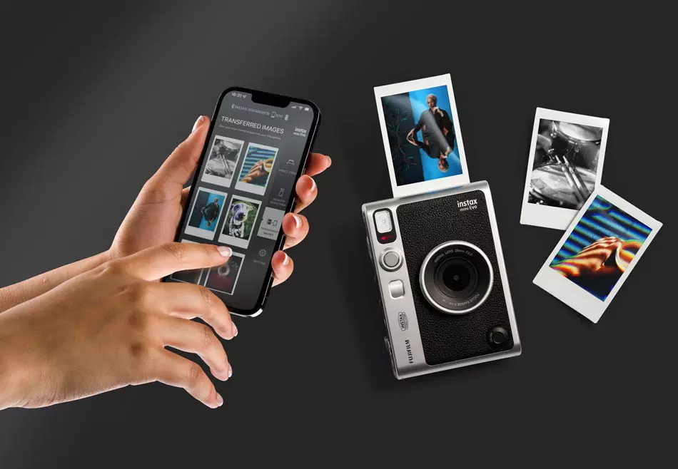 Instax mini Evo czarny