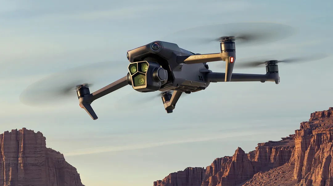 Zdalna identyfikacja dronów Remote ID – wszystko, co musisz wiedzieć